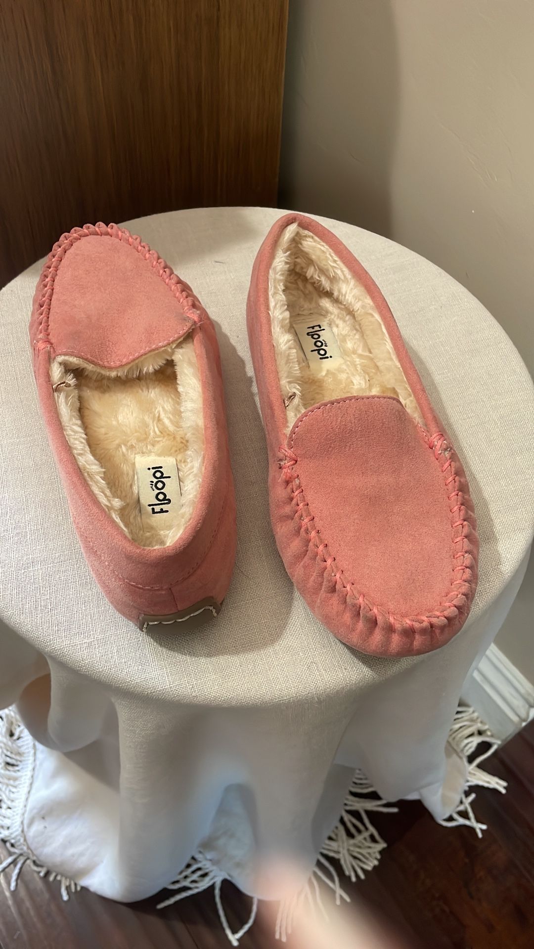 Pink Slippers Size 7
