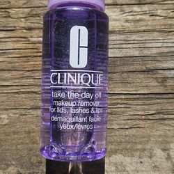 New Clinique Take The Day Off Makeup Remover For Lids, Lashes and Lips

