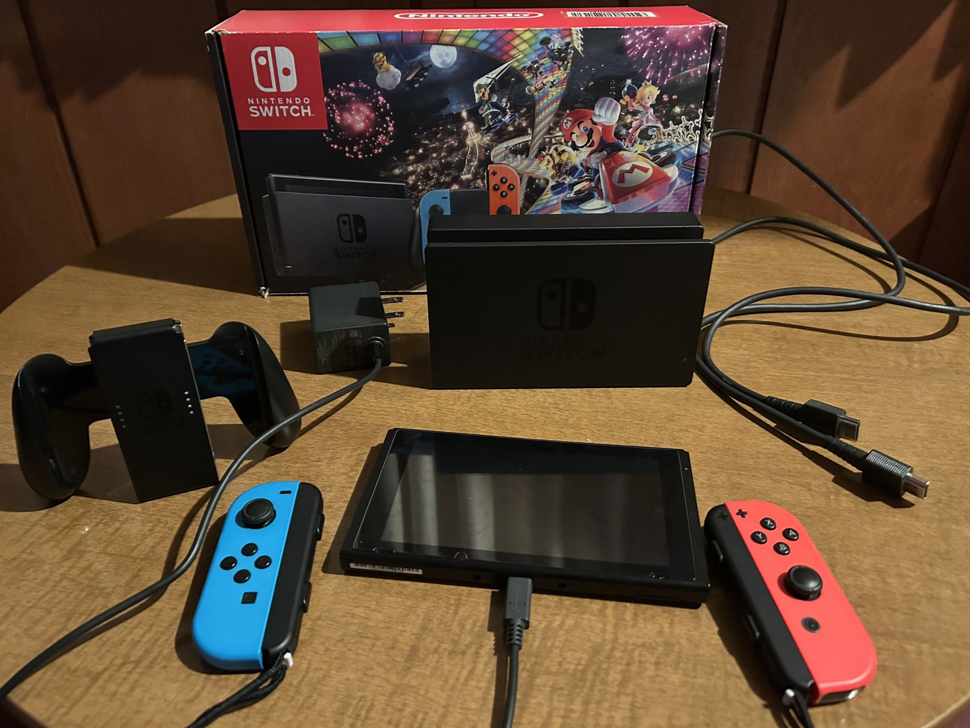 Nintendo Switch Set With 2 Extra Joy Cons