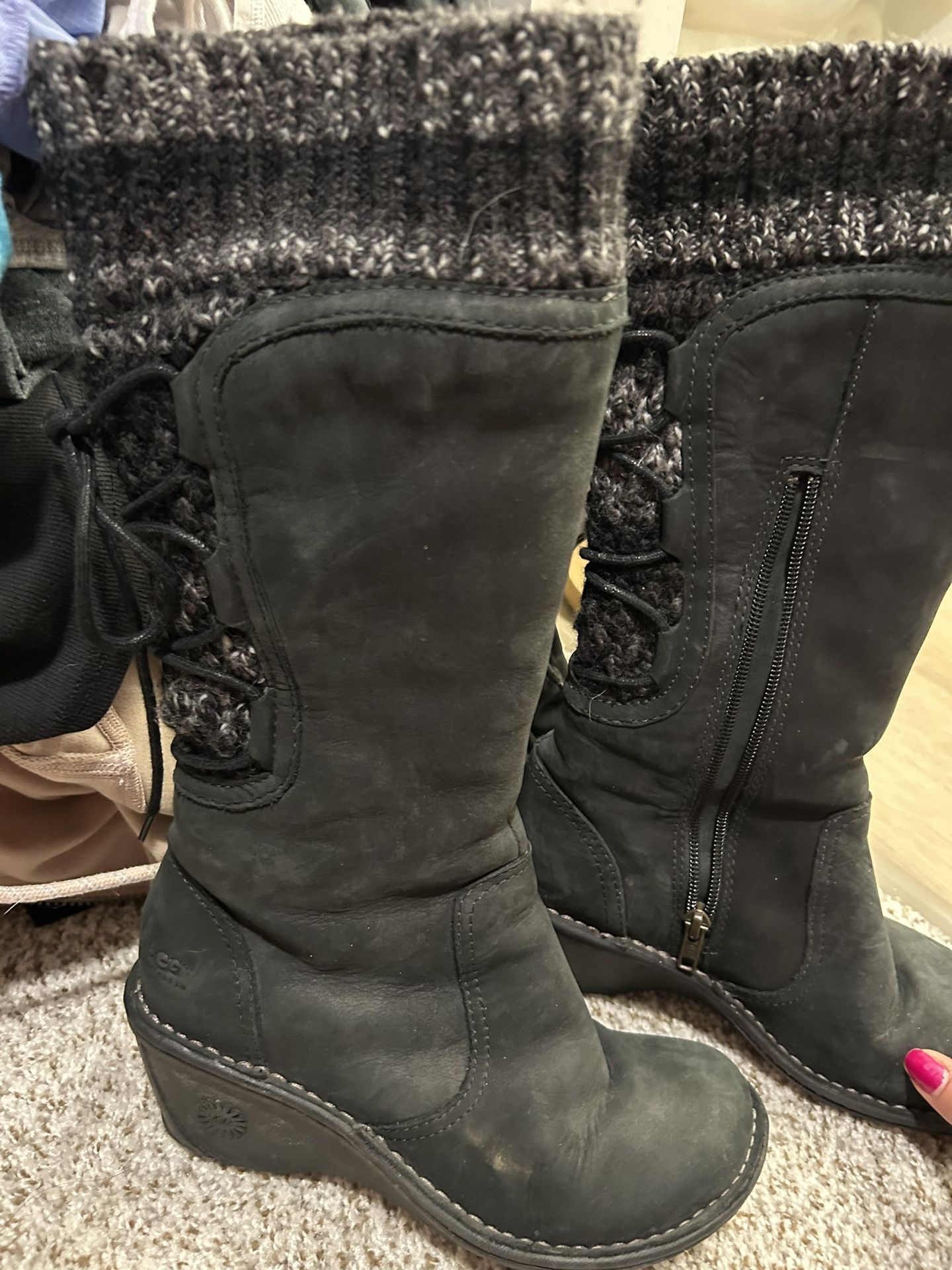 Woman’s Ugg Boots - Black