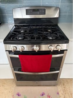 GE Gas Stove