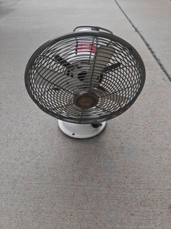 Small Desktop Electric Fan