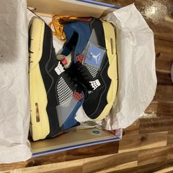Jordan Retro 4’s Union