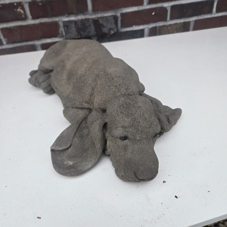 Dachshund Statue Hound