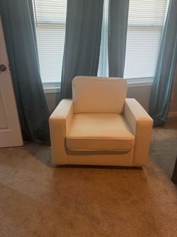 Beautiful Swivel Accent Chair