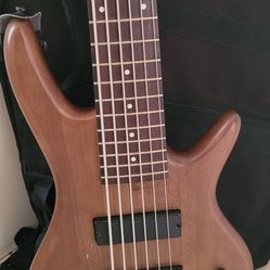 Bass Guitar 