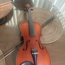 Vintage violin