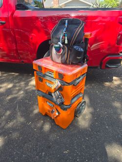 BRAND NEW Klein tools MODBOX complete set with accessories