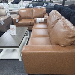 Caramel Brown Leather Sofa and Loveseat Set 🚚WE DELIVER🚚