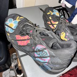 D Rose Size 11.5