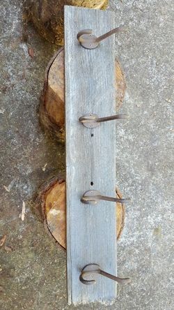 Brand new rustic 4 hook coat rack