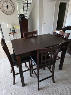 5 Piece Counter Height Dining Set