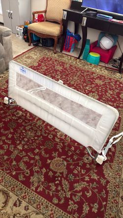 Regalo Swing Down Bed Rail Guard with Reinforced Anchor Safety System, Metal Frame, 43" Long, Fits Twin to Queen Beds