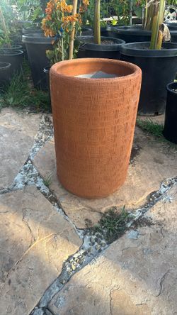 Clay Pot 