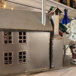 Christmas Metal House 