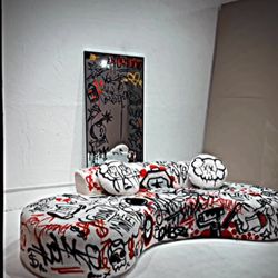 Graffiti Couch And Mirror 