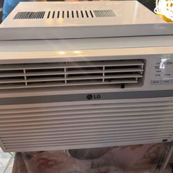 Used LG window ac unit
