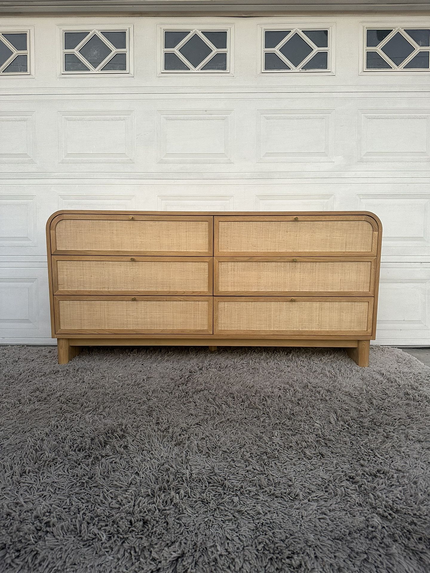 Lulu & Georgia Suzette Wide 6-Drawer Dresser ‼️DELIVERY INCLUDED‼️