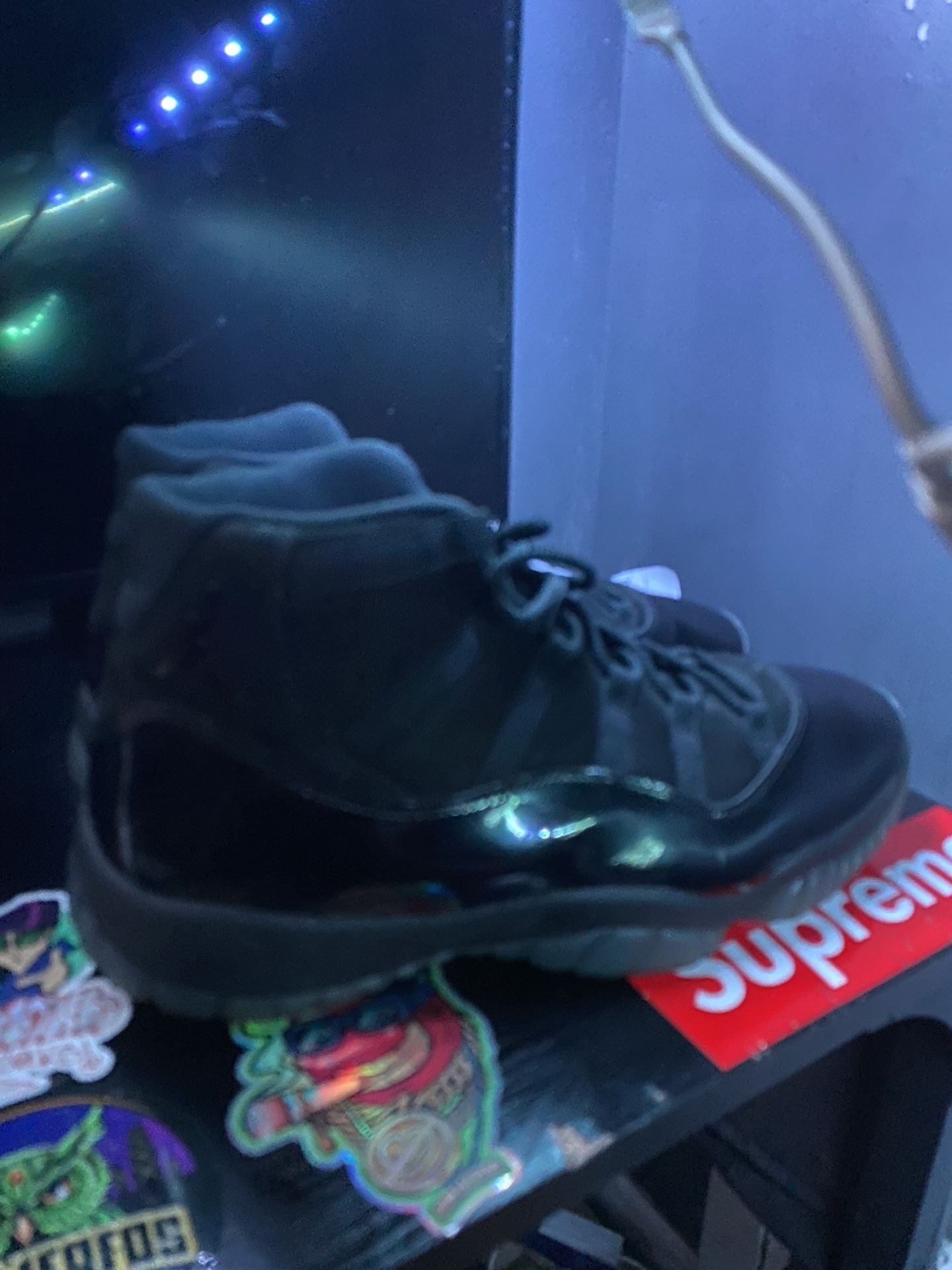 Cap And Gown Jordan 11 size 13