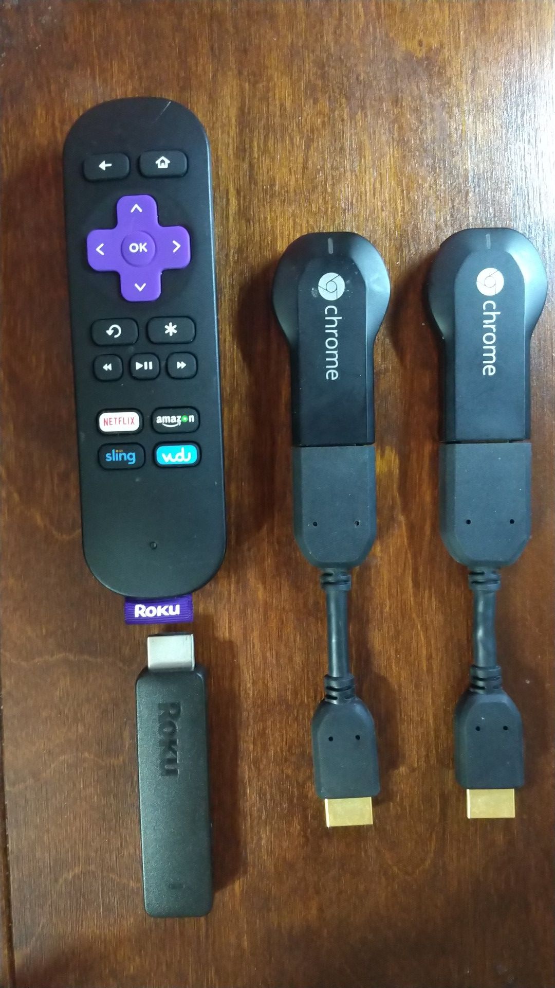 Streaming sticks Chromecast, Roku