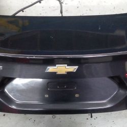 2017-18 Chevy Cruze Trunk