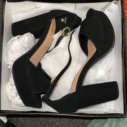 Windsor Black Heels