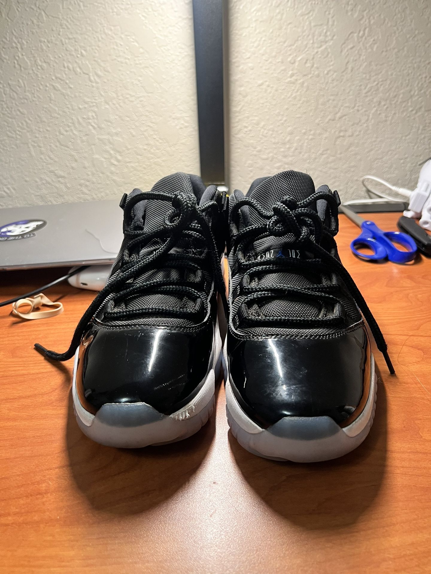 Air Jordan 11 Space Jams Retro Low 9.5 