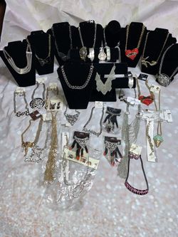 Fashion Jewelry (33 Piece Bundle )