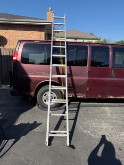 24’ Aluminum Extension Ladder