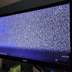 Sony Bravia Google TV With Remote Works Pickup Only. 