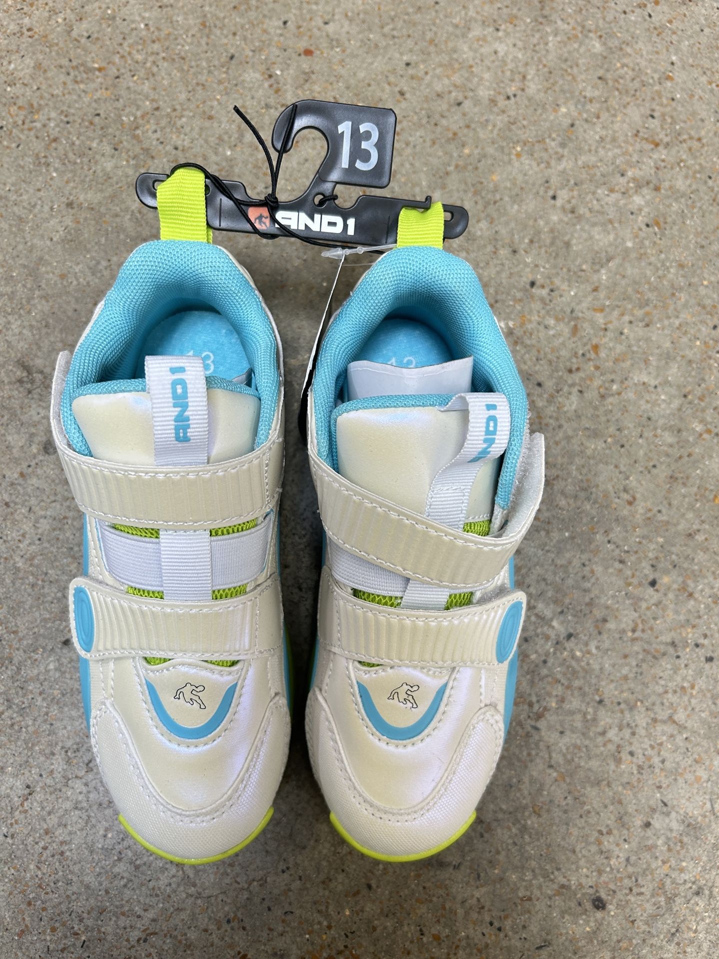 NWT And1 boys basketball Sneakers Size 13