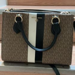Brand Mew Micheal Kors Marilyn