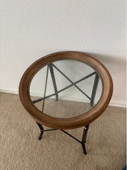 Round Accent Table – Glass Top & Wood Frame