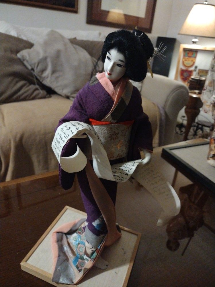 Oriental Doll 