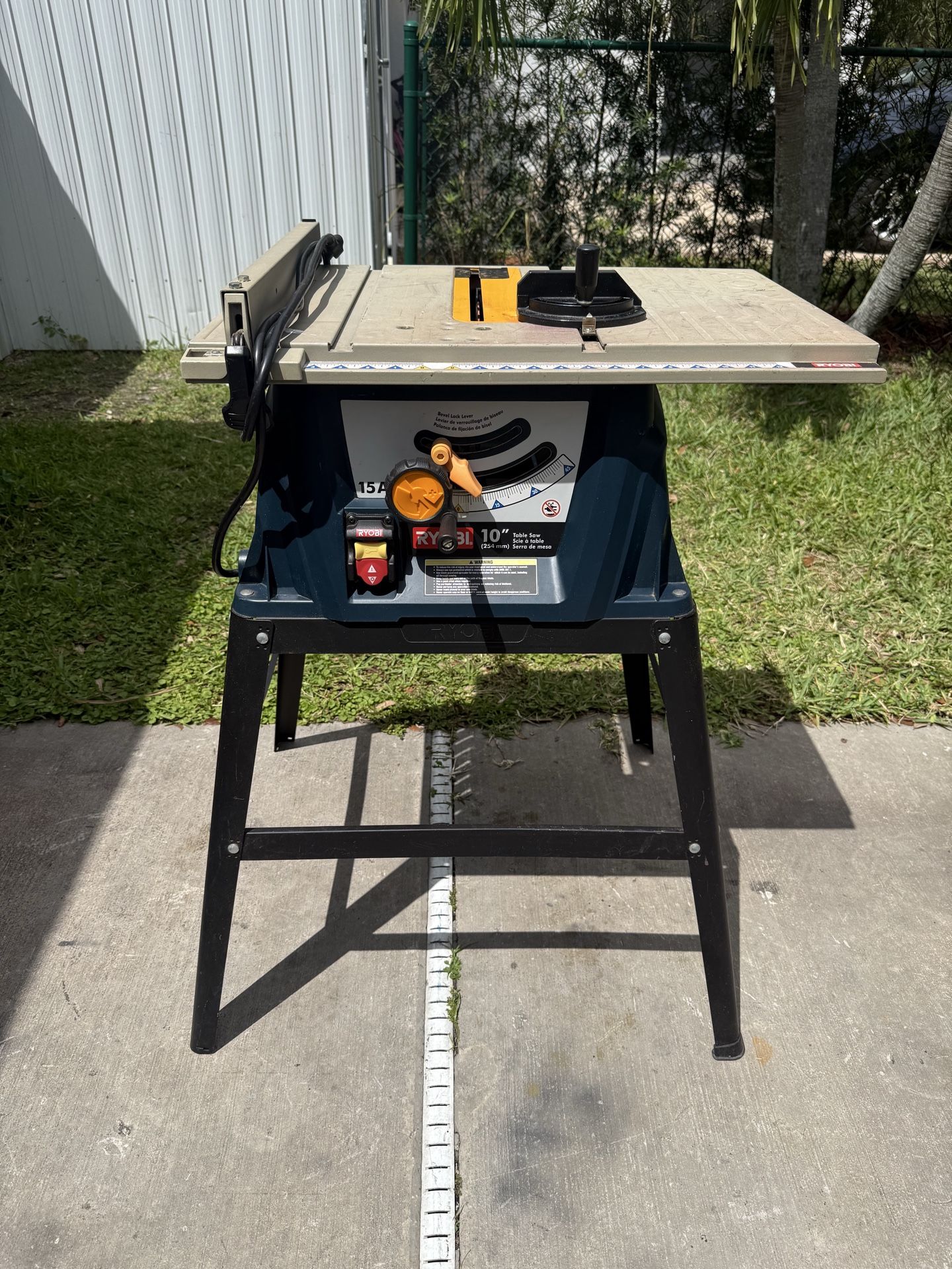 Ryobi RTS10 table saw 10” for Sale in Miami, FL - OfferUp