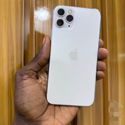 iPhone 11 Pro Unlocked With Warranty 