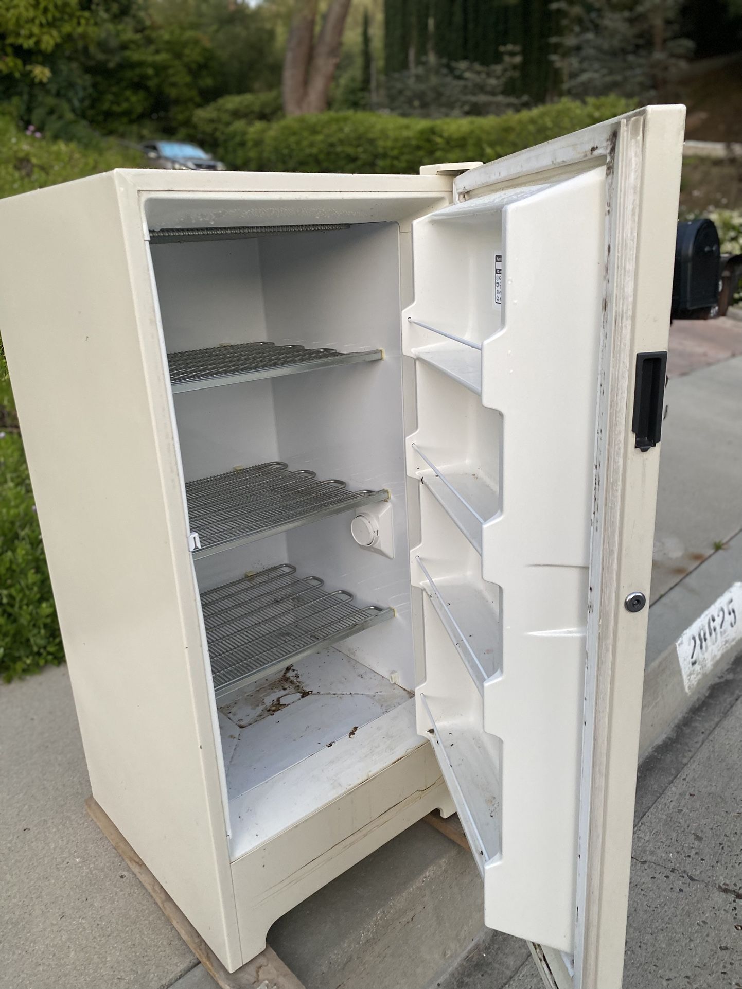 Upright Freezer- Not Working