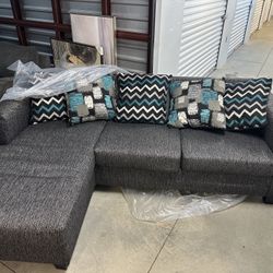 Couch With Sectional Chase (BRAND NEW)