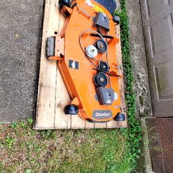 New 48 in heavy duty lawnmower deck