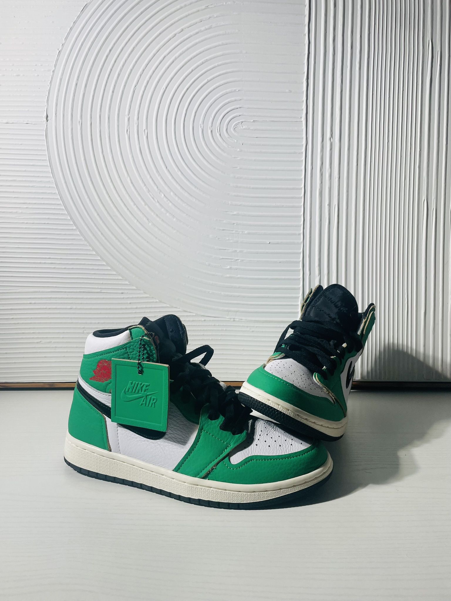 👟 Green Jordan Shoes | Clean Style, Street Ready Size 8.5👟