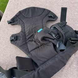 Infantino Baby Carrier 