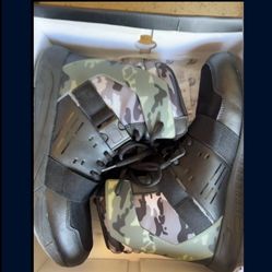 $45 Sneakers Size 10.5/11