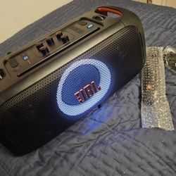 Jbl Party Box On The Go 