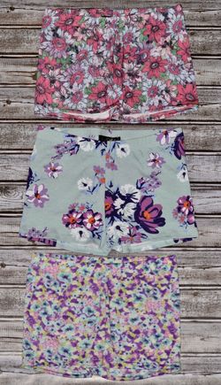 Booty shorts little girl