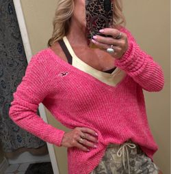 Hollister Pink Knit V-Neck Sweater