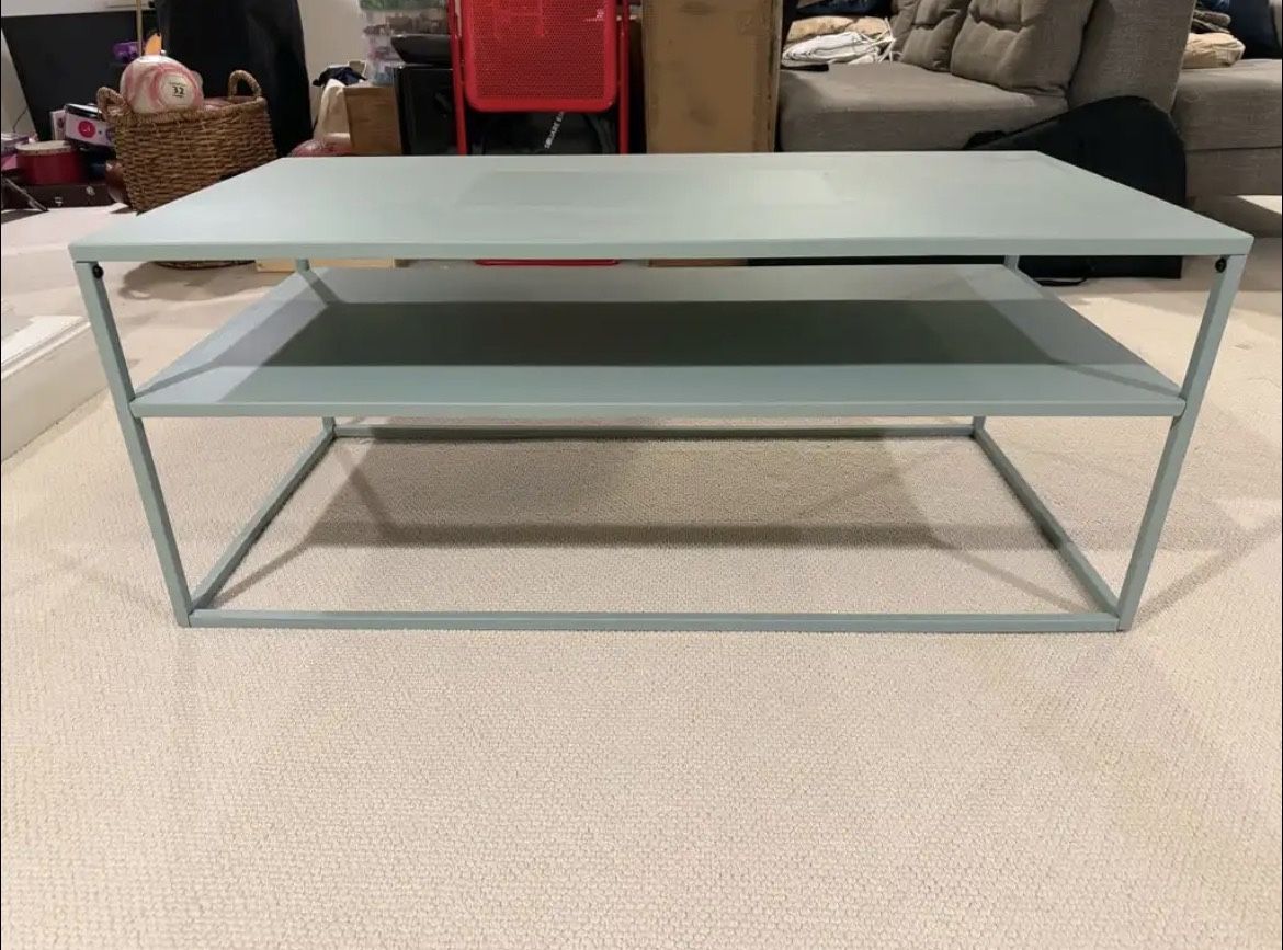 Coffee table/ Tv stand