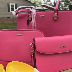 3 MATCHING PINK PURSES. perfect For Mothers Day!