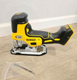DeWALT 20V XR Barrel Grip Jig Saw
