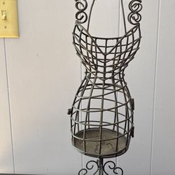 Iron Mannequin Cage