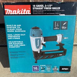 Makita 16 Gauge Pneumatic Finish Nailer 